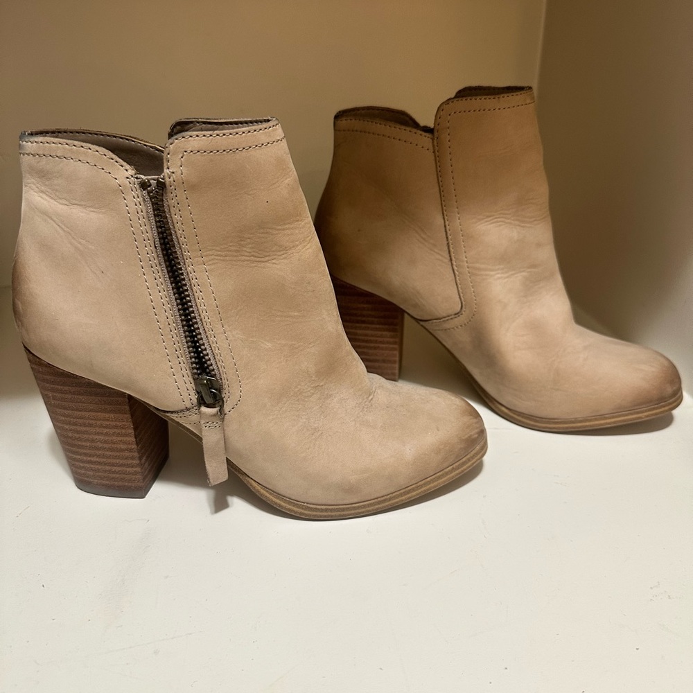 ALDO Ankle Booties Tan Size 7.5